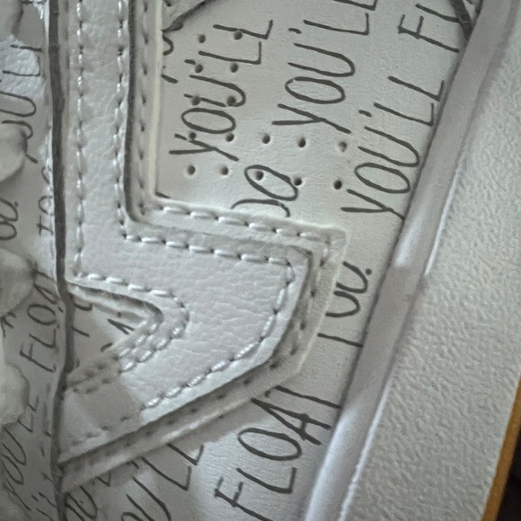 Pennywise Vans - Picture 3 of 3